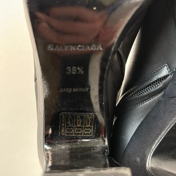 Balenciaga Black Leather Heel Boots - Picture 7 of 11